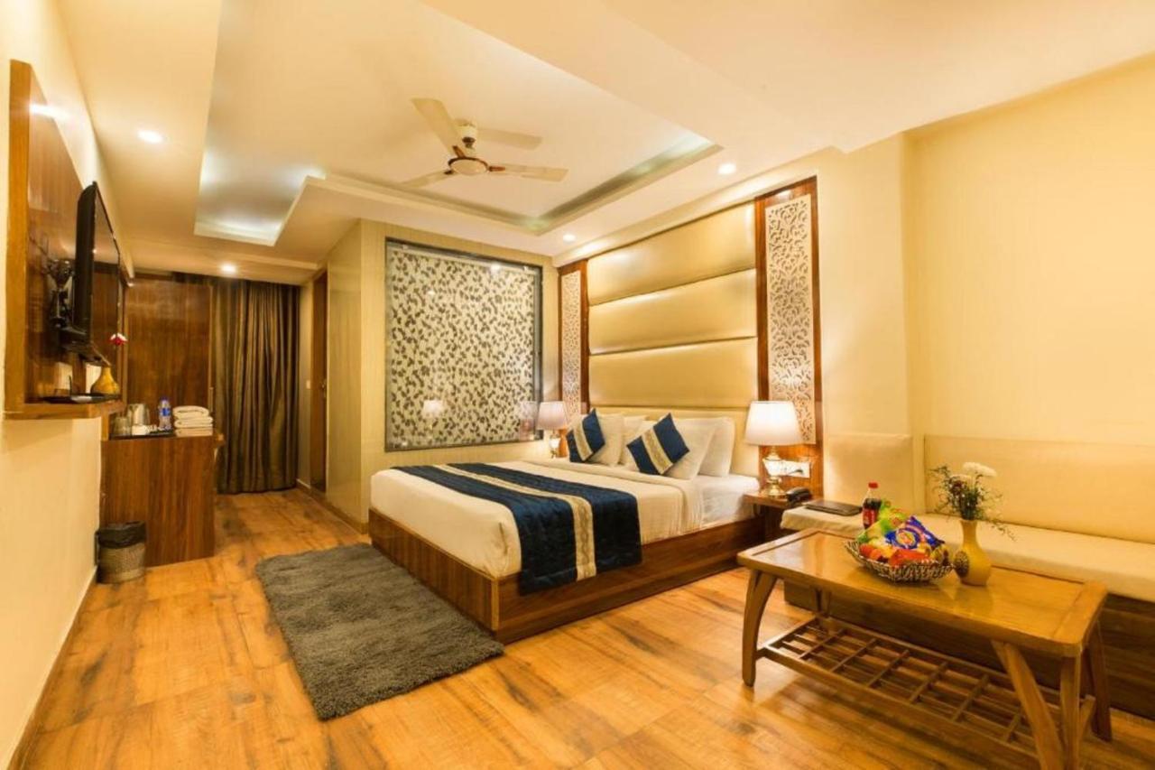 Del Fox Hotel, Delhi Airport New Delhi Exterior photo